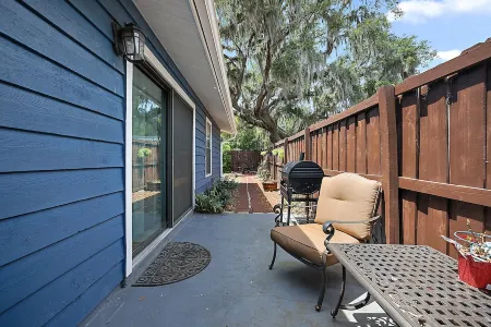 Private cottage just outside the villages, perfect for you and your family!