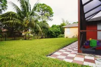 Home Feel with a Vacation Ambience Hotels near Five Below