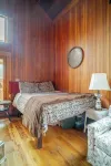 Historic West Marin Schoolhouse. 드레이크스 비치 주변 호텔