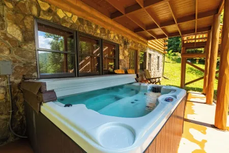 SUPER COZY/5BDR/LOG CABIN/BIG Families/Game room/Hot tub/NO CLEAN FEE