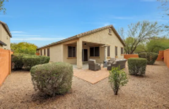 Newly Renovated 4 Bedroom House near hiking and lots of restaurants