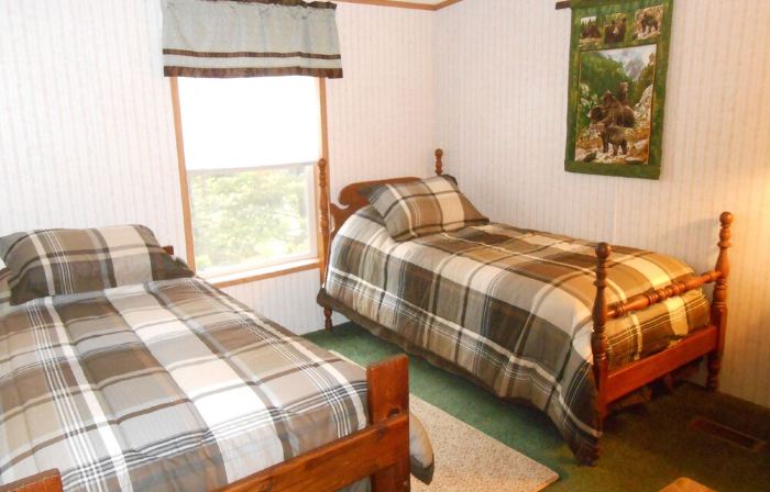 Privacy!! Whole House! 10% Off 7 Nights or More Stay, 15% Off 28 Nights or More
