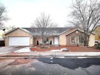 NEW Whispering Canyons + Pets OK+ Antelope & Horseshoe Bend