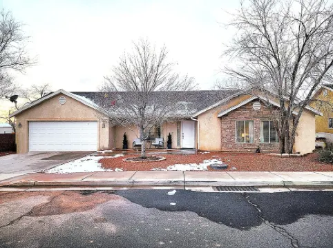 NEW Whispering Canyons + Pets OK+ Antelope & Horseshoe Bend