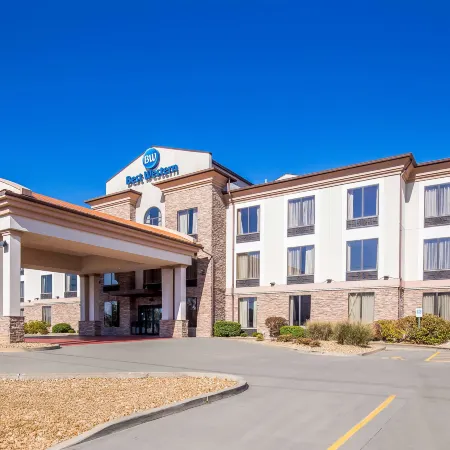 Best Western St. Louis Airport North Hotel  Suites