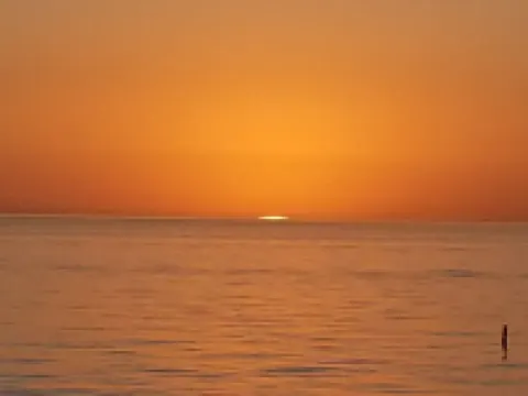 5 min. to Madiera Beach, Fl. GATED. PERFECT !