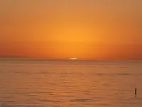5 min. to Madiera Beach, Fl. GATED. PERFECT !