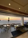 Luxury Oceanfront Home with Rooftop Deck, Hot Tub, Fire Pit - Jacuzzi