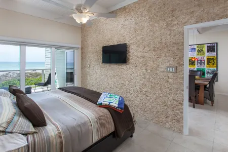 Beautiful, intimate direct Gulf Front Condo at Sweet Sugary Sands Indian Shores