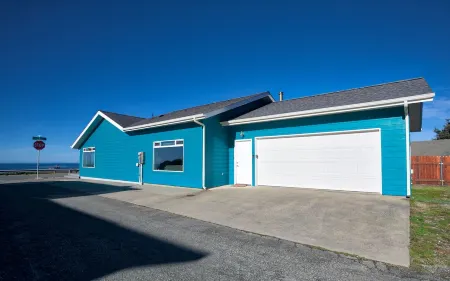 Beachfront Bungalow!   Bungalow Azul @ Pebble Beach.