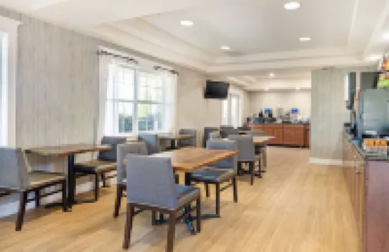 Best Western Cedar Inn  Suites