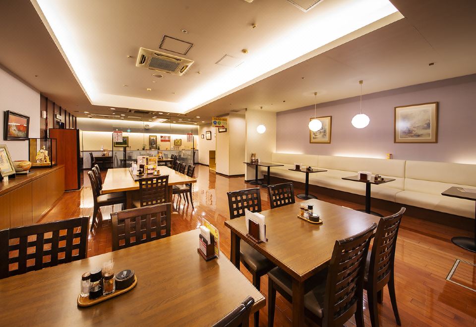 4. 비즈니스 인 난..