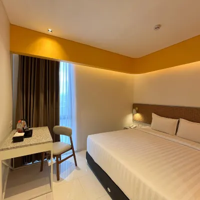 FortunaLiving Malioboro Yogyakarta Hotels near Kali Code