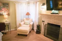 Winter Park charm. Close to Park Ave