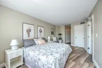 Beautiful one bedroom condo in Marco Island with so much to offer!