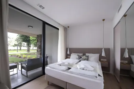 Oliver Lux Отели в г. Балатонфелдвар