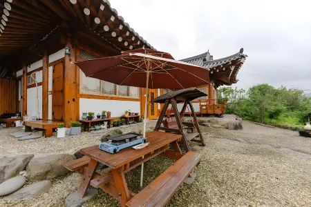 Boseong Jihye Hanok Guesthouse Отели в г. Посон
