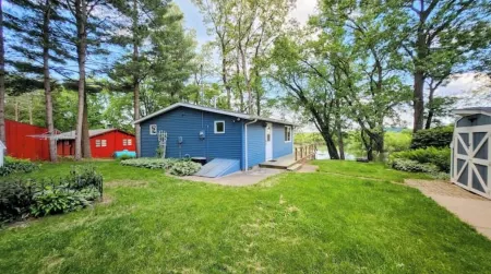 Serene Home Near Dells Hotspots