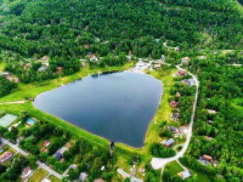 3-Bedroom 2 Bath Cozy Chalet 1 Mile From Mountain!