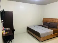 Family Hotel Kuala Tungkal Hotels in Tungkal IV Desa