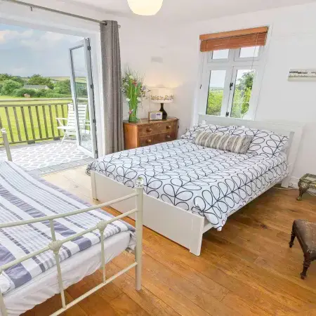 Bagend |Sleeps 14 | Hot Tub* | Balcony & Ping Pong