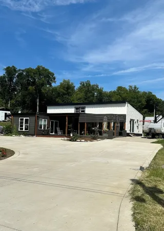 Charming 2-bedroom cottage with WiFi, AC in brilliant Gallatin