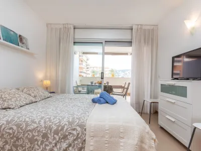 La Vela Hotels in der Nähe von Camping Sènia Cala Gogo Internacional