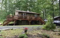 Cozy Home Close to Lake, Hiking Trails