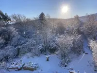 A cosy retreat, ideal for walks and quiet relaxation. Pet friendly!