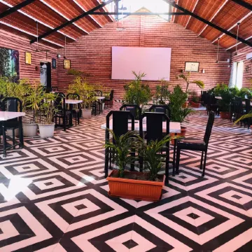 Hotel Prince Garden Daman