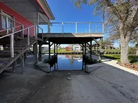 Hackberry Hooker - Private Canal