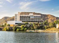 Via Lakhela Resort & Spa