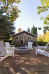 Loma Cottages