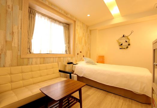 호텔 3 오클락 덴노지 로비