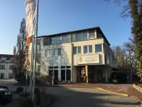 Hansens Haus am Meer Отели в г. Вифельштеде