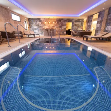 Logis Hotel Restaurant Spa les Oliviers