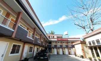 RedDoorz Plus near Lapasan Plaza Cagayan de Oro