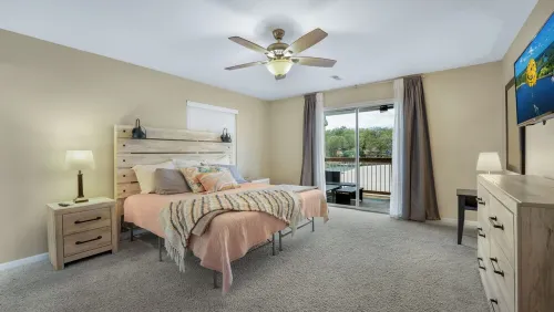 Amazing Updated Ledges Condo-- Lakefront 3 BR/2BA Unit w/ Cove View