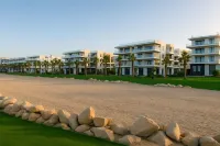 Beachfront Chalet in Porto Said with P Garden