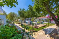 Defne Butik Otel Hotels in Selimiye