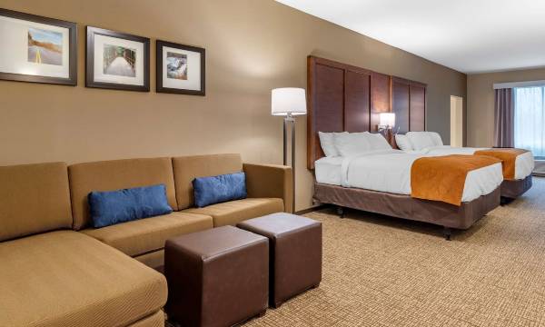 Comfort Suites