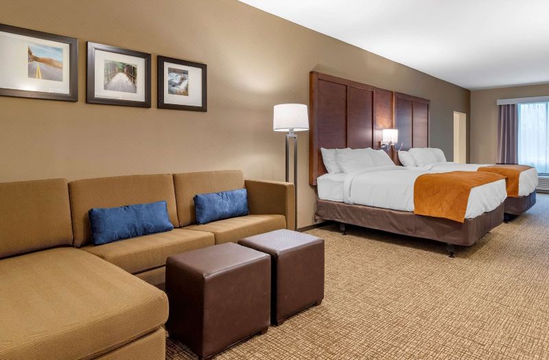 Comfort Suites