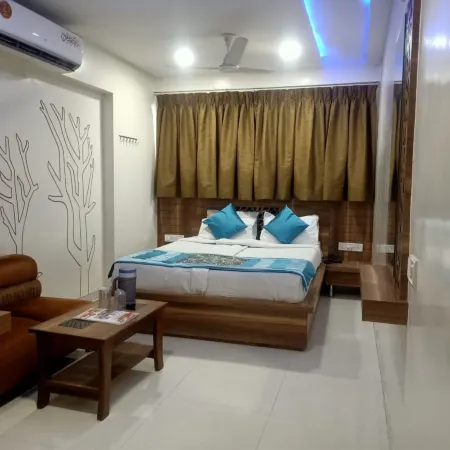 Hotel Citizen- Surat