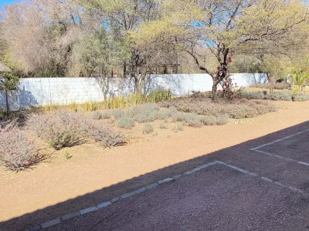 Mokolodi Hide Out Отели рядом с достопримечательностью «Заказник Моколоди»