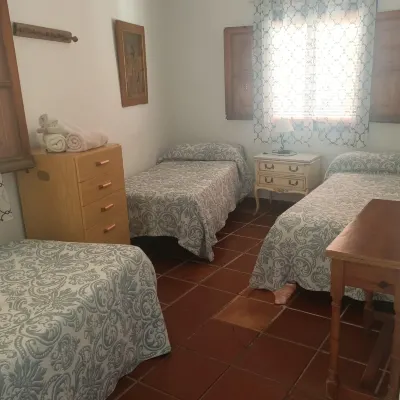 Pension Casa Fina Hotels in Velilla-Taramay