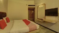 Padmam Hotel - balcony