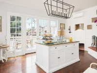 Lavender Inn by the Sea Hotels in Santa Barbara County