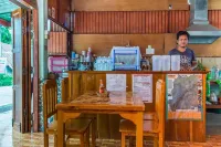Sarm Mork Guest House - breakfast