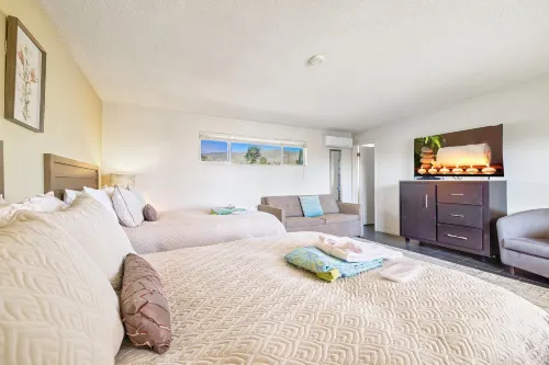 Lido Palms Resort & Spa Hotels in Morongo Valley