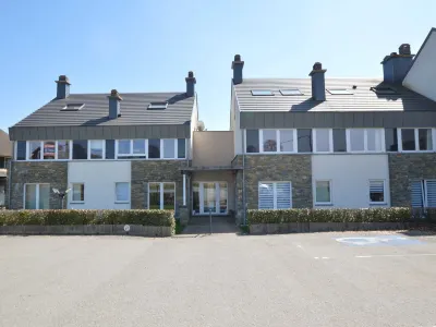 Robertville Lakeview Escape Hotel in zona Ardenne